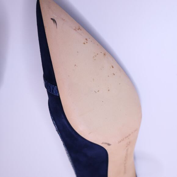 MANOLO BLAHNIK Monda Snake and Suede Pumps Navy Pointed Toe Heel Women's 38 - Picture 9 of 11